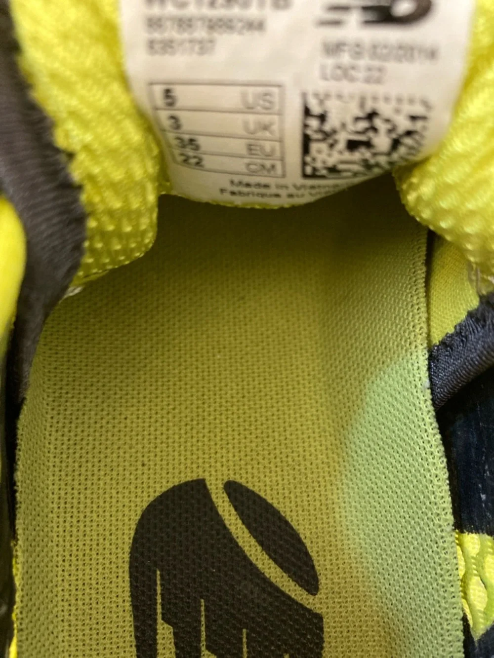 New Balance womens 1296. Neon Yellow Athletic Sneakers size 5